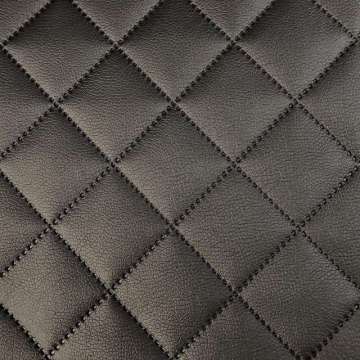 Kunstleer ruit motief zwart 5x5 cm rolprijs  15 meter